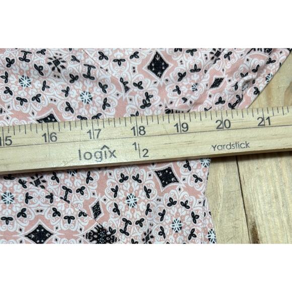 Rose + Olive Scoop Neck Top Womens 1X Pink Floral Bell Sleeve Knit Cottagecore - Picture 4 of 7